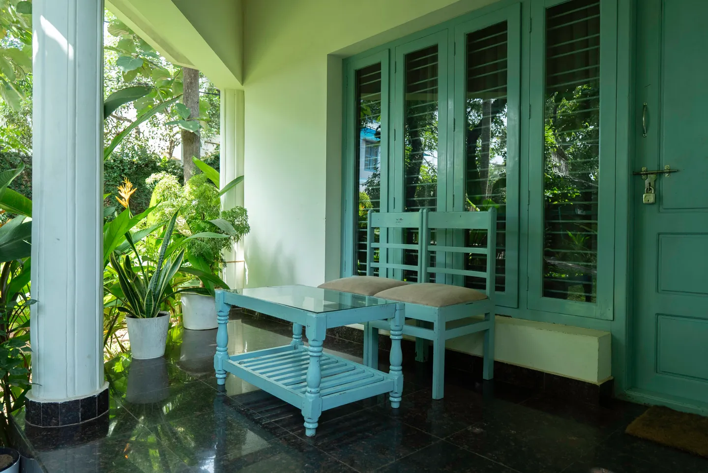 Shaded seating outside a Paddlecult cottage